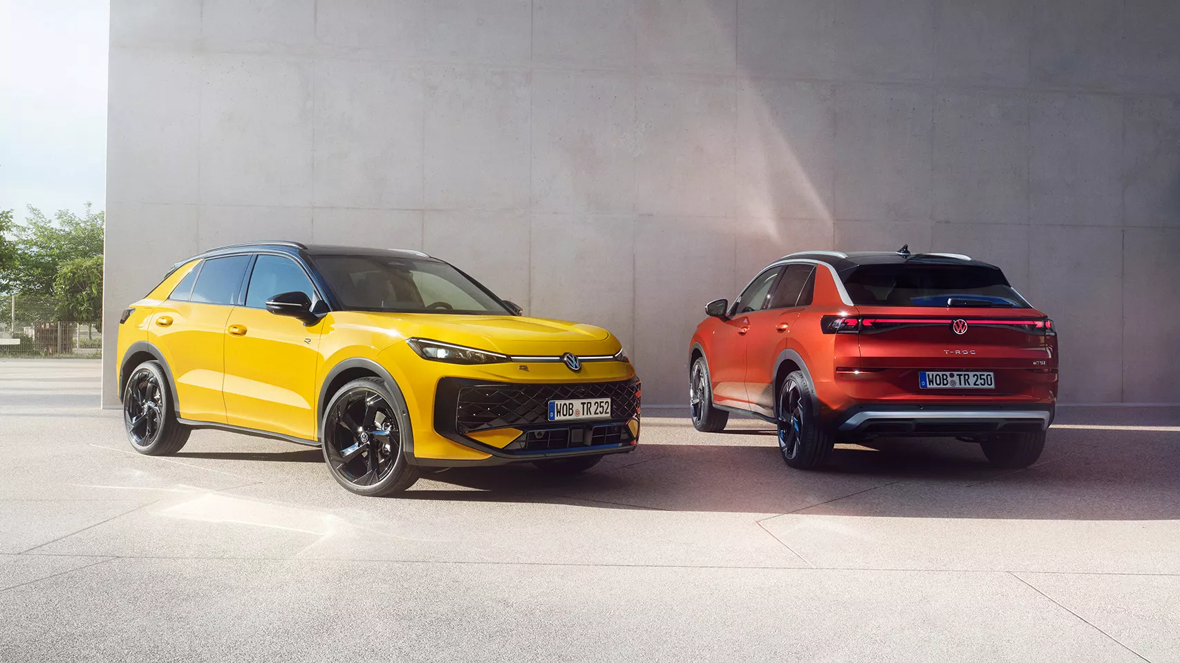 tc1280tc1280_yellow_and_red_t-roc_parking_besides_each_other_new