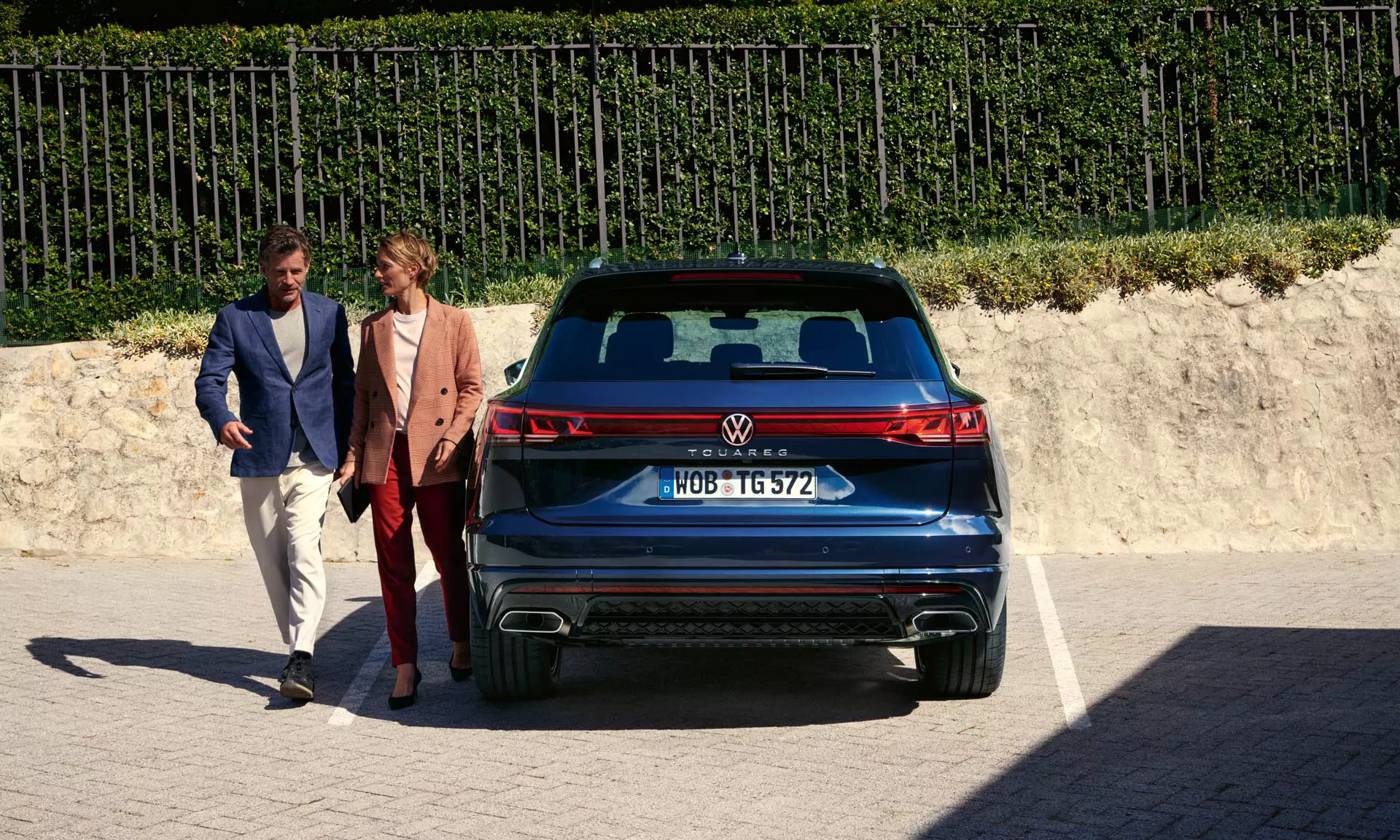 tg2348-touareg-exterior-back
